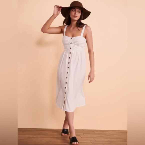 Dresses & Skirts - NWT Linen Dress Size Large